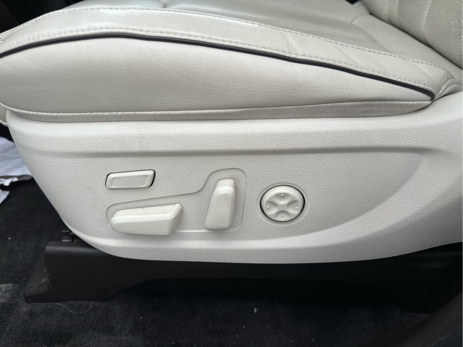 Used 2021 Hyundai Palisade Calligraphy image 25