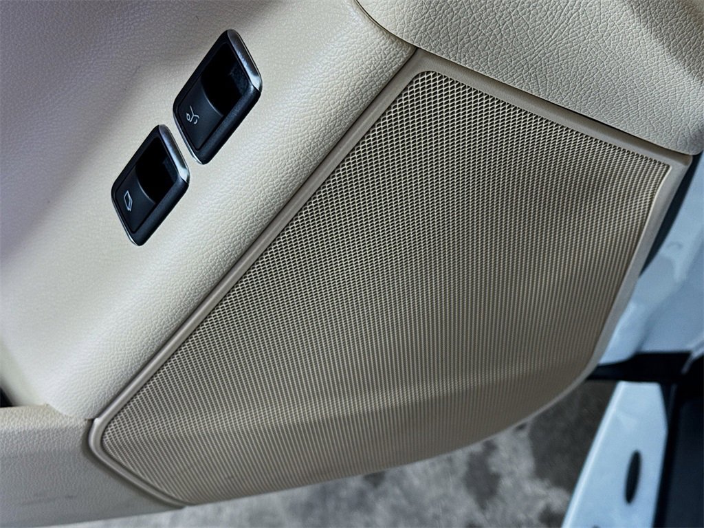 Used 2018 Mercedes-Benz GLS 450 4MATIC image 19