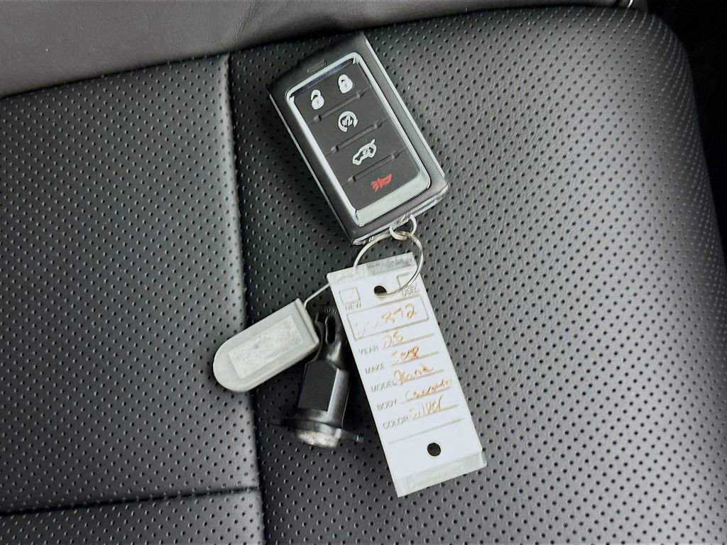 New 2025 Jeep Grand Cherokee Overland w/ Luxury Tech Group IV image 20