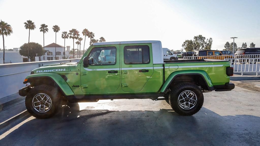 New 2026 Jeep Gladiator Rubicon w/ Whitecap Package AWD/4WD image 14