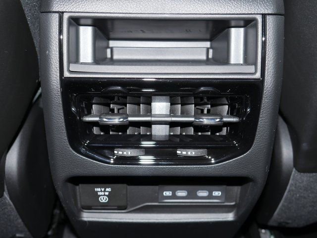 New 2026 Jeep Grand Cherokee Altitude AWD/4WD image 21
