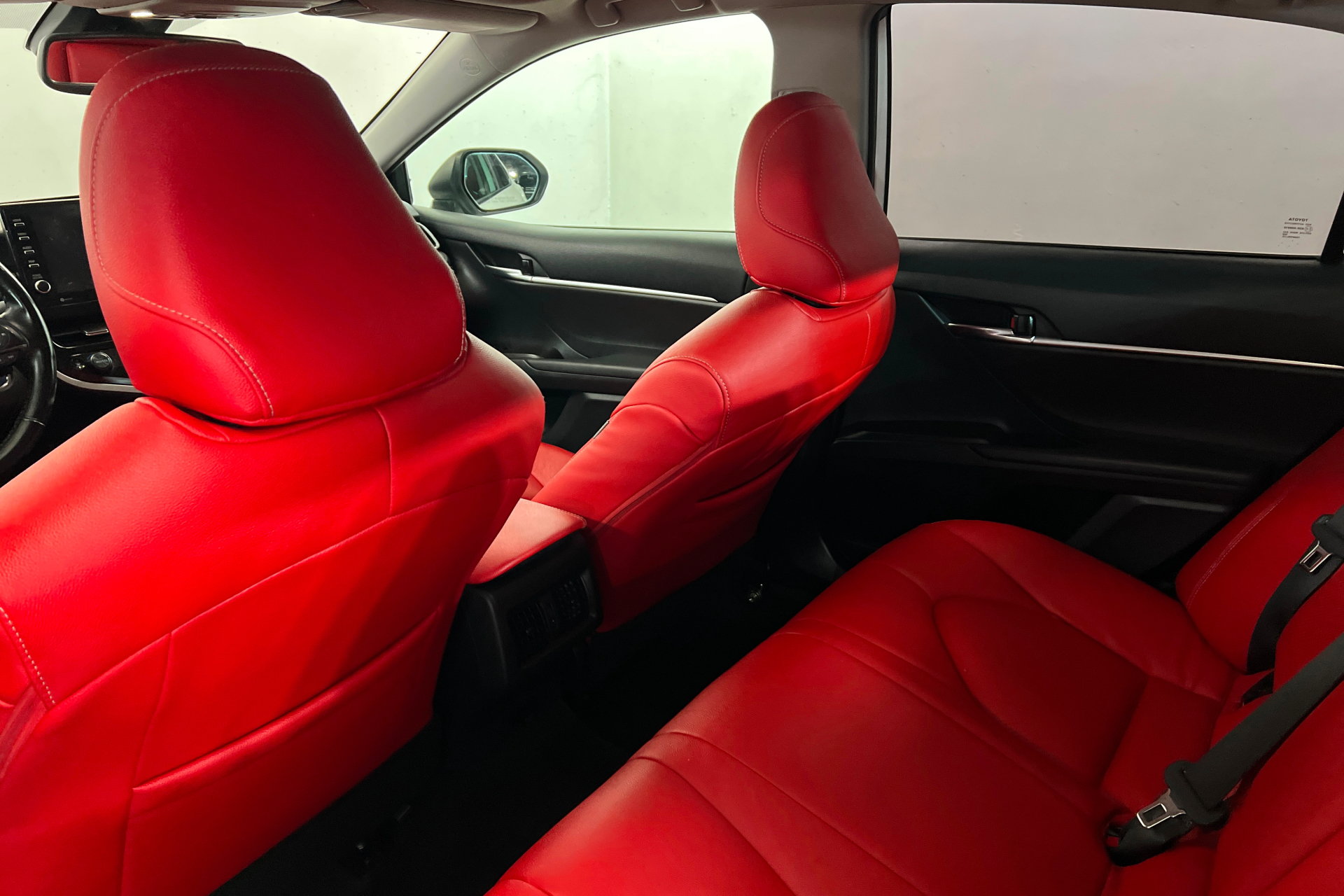 Used 2023 Toyota Camry SE w/ Audio Upgrade Package FWD image 19