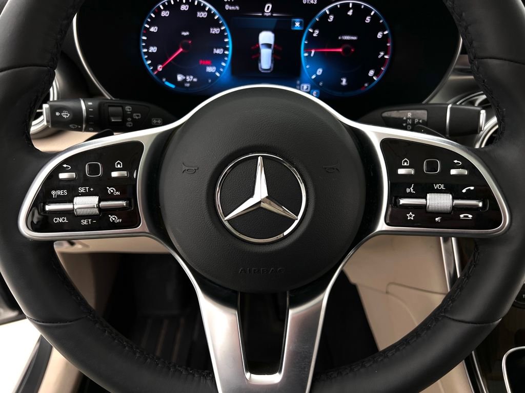 Used 2022 Mercedes-Benz GLC 300 4MATIC image 16