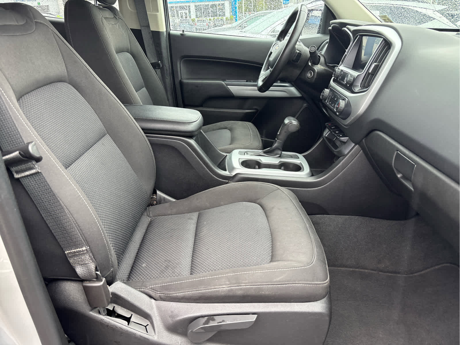 Used 2020 Chevrolet Colorado LT AWD/4WD image 23