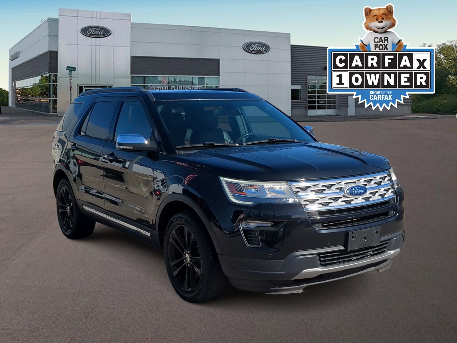 Used 2019 Ford Explorer XLT w/ Equipment Group 202A image 2