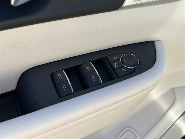 New 2026 Buick Enclave Avenir w/ Super Cruise Package image 18