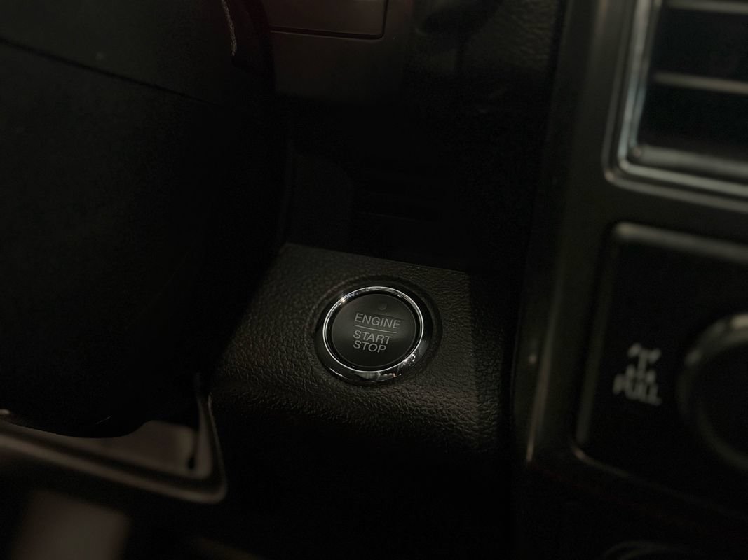 Used 2018 Ford F150 Lariat w/ Equipment Group 502A Luxury AWD/4WD image 28