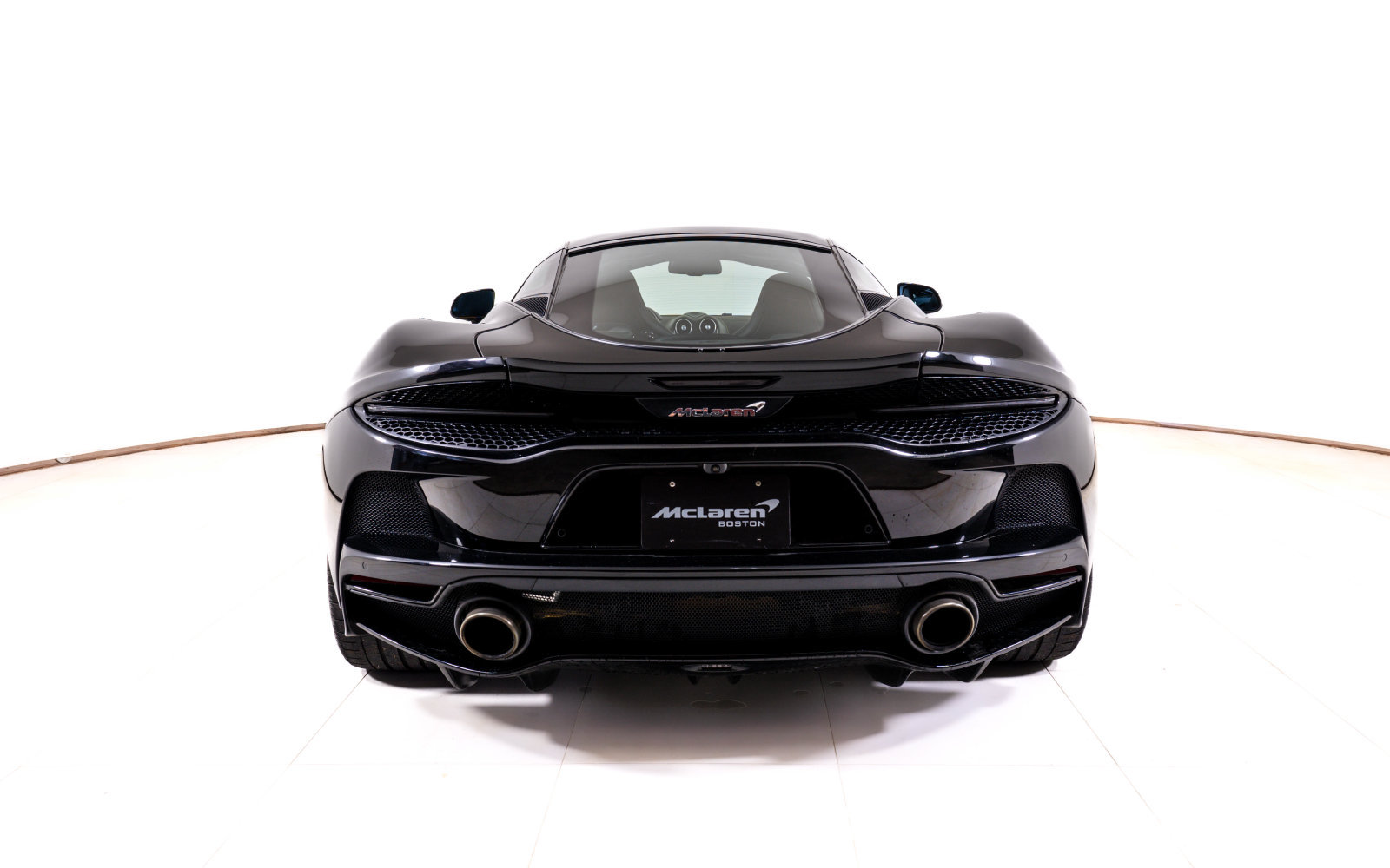 Used 2022 McLaren GT RWD image 4