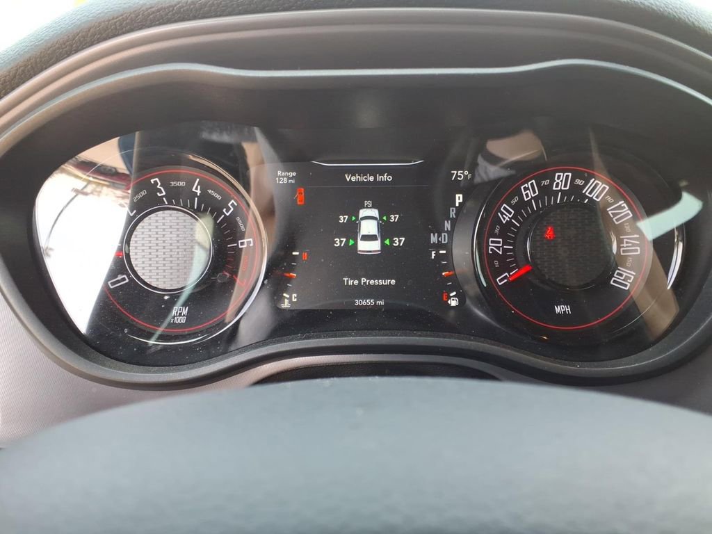 Used 2023 Dodge Challenger SXT w/ Blacktop Package image 13