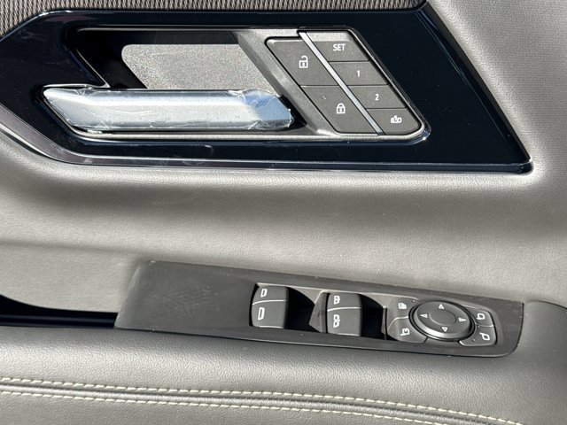 New 2026 GMC Yukon Elevation w/ LPO, Floor Liner Package image 18