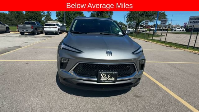 Used 2024 Buick Encore GX Sport Touring w/ Experience Buick Package FWD image 3