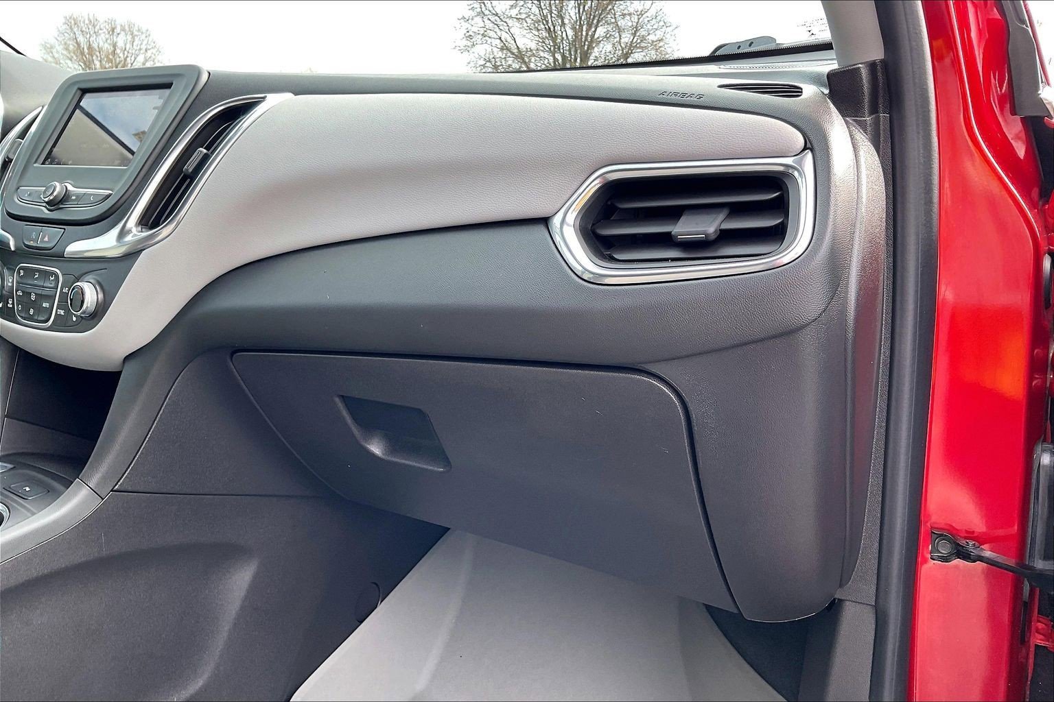 Used 2022 Chevrolet Equinox LT image 15