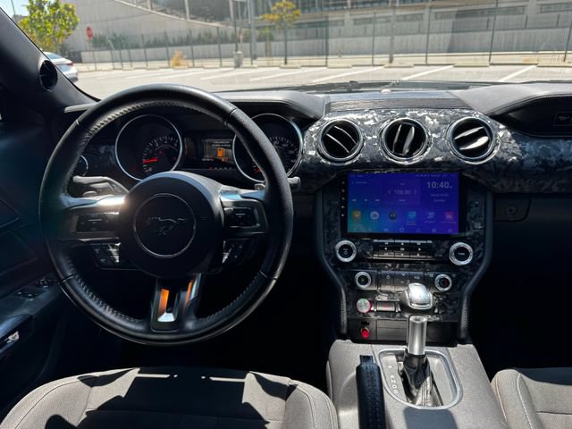 Used 2020 Ford Mustang Coupe RWD image 28