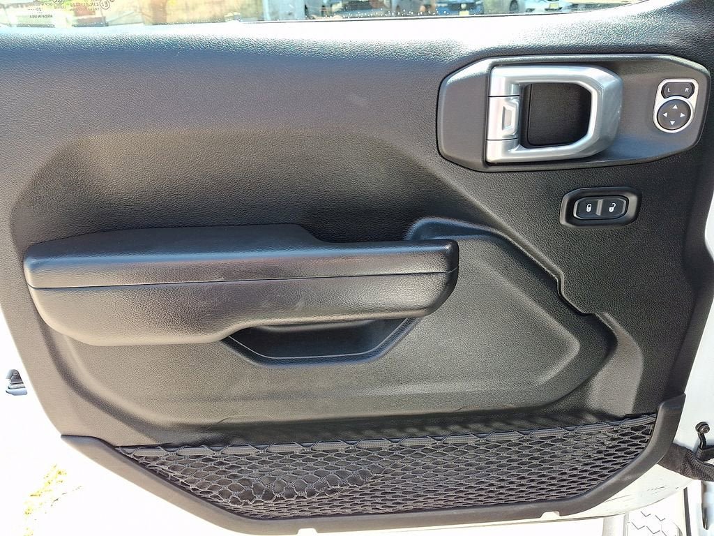 Used 2021 Jeep Wrangler Unlimited Sport AWD/4WD image 14