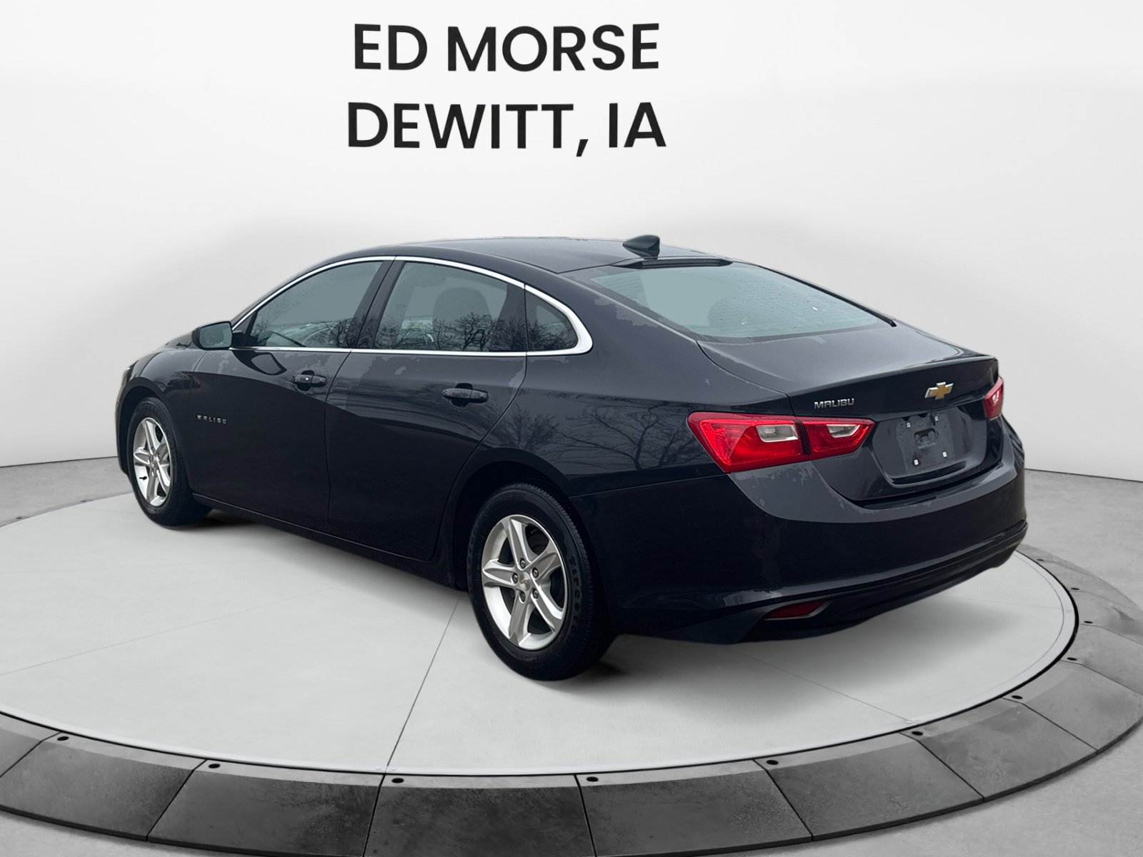 Used 2022 Chevrolet Malibu LS image 3