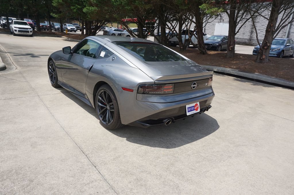 Used 2024 Nissan Z Performance w/ Floor Mat Package RWD image 16