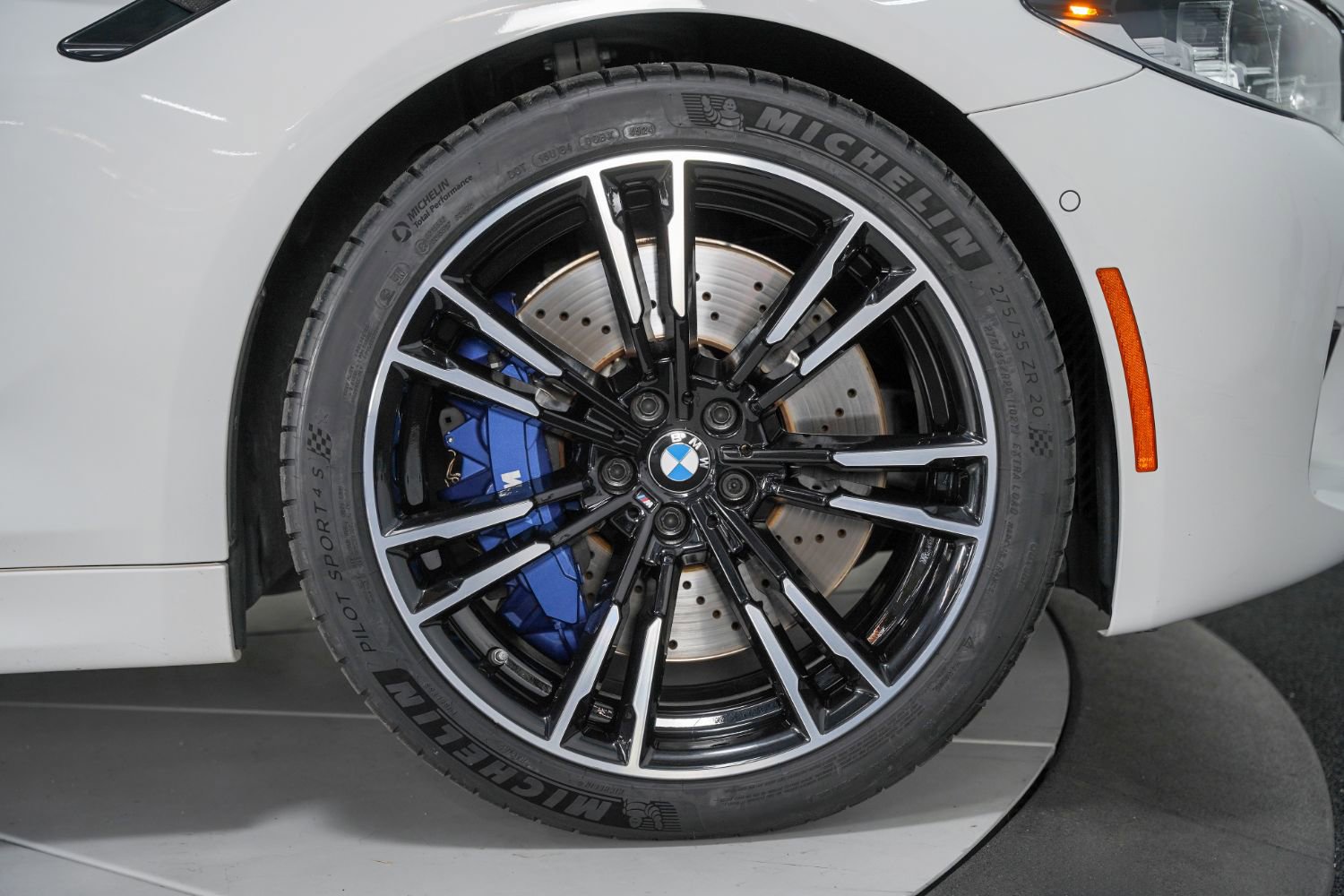Used 2020 BMW M5 w/ Executive Package image 27