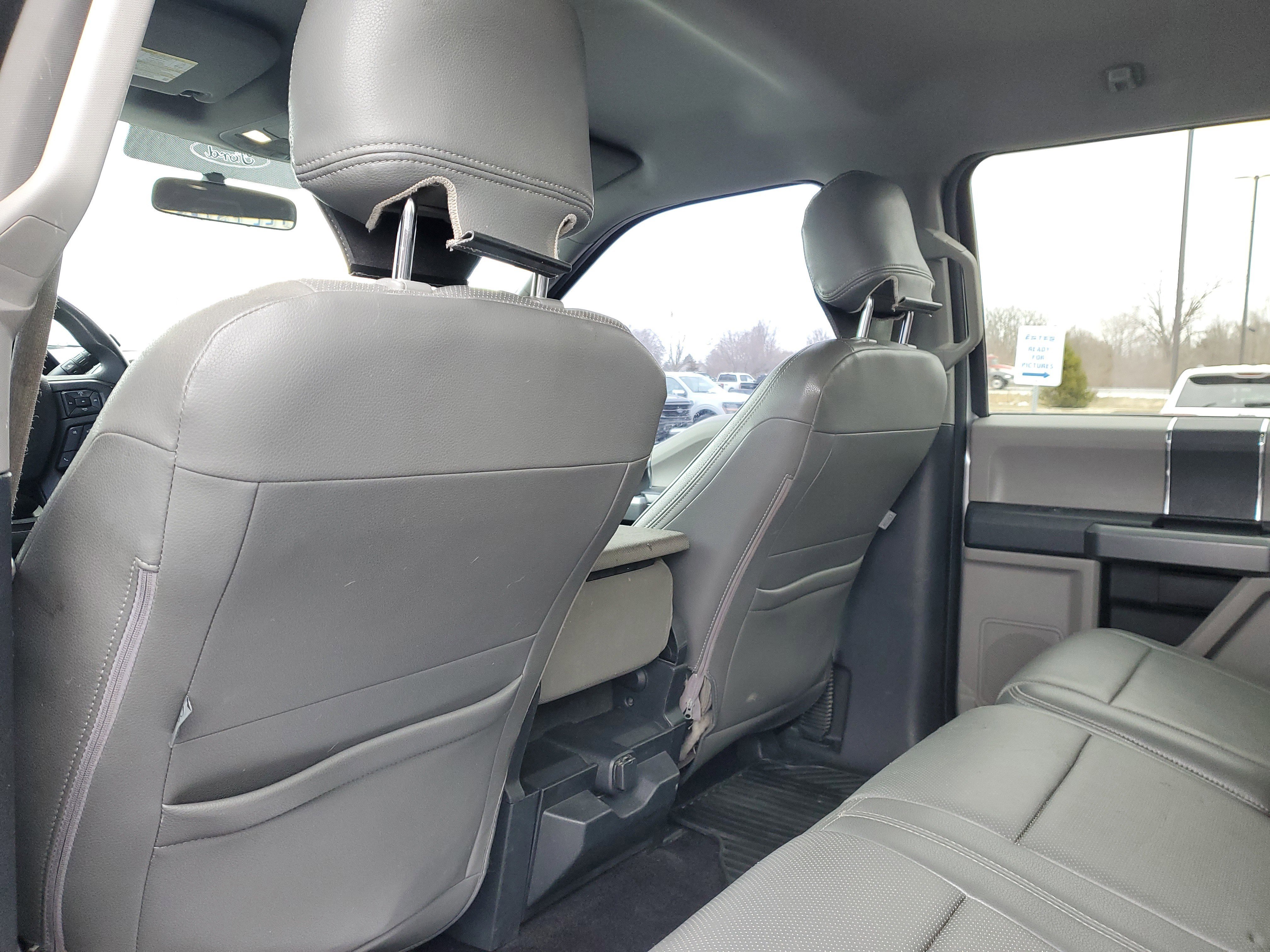 Used 2016 Ford F150 XLT image 11