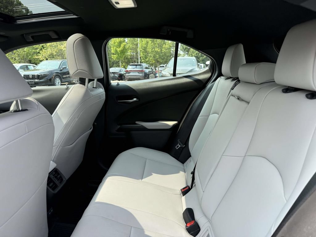 Used 2025 Lexus UX 300h AWD w/ Accessory Package (Z1) image 16
