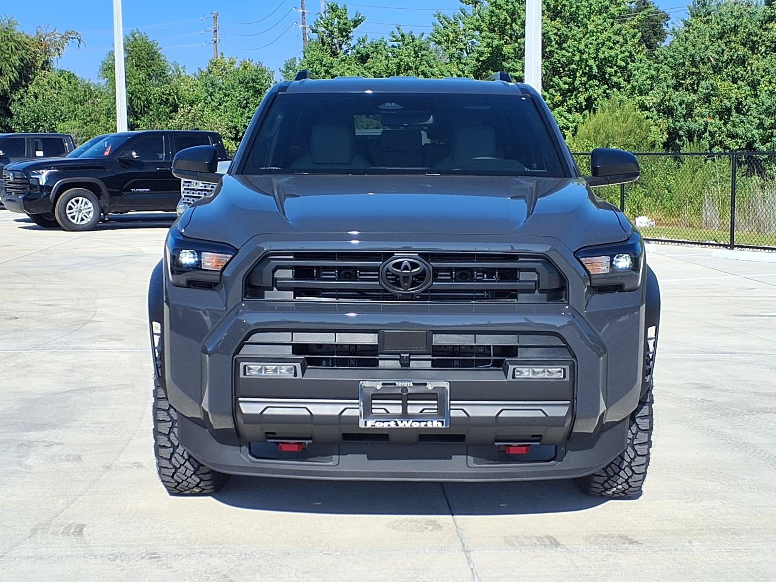 New 2026 Toyota 4Runner SR5 AWD/4WD image 2