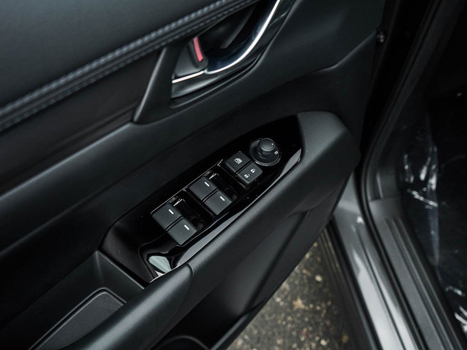 New 2025 MAZDA CX-5 AWD 2.5 S w/ Select Package image 18
