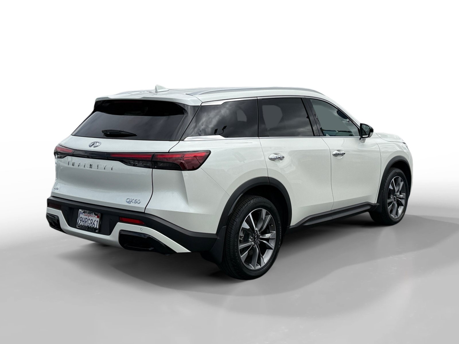 Used 2023 INFINITI QX60 Luxe w/ Vision Package AWD/4WD image 5