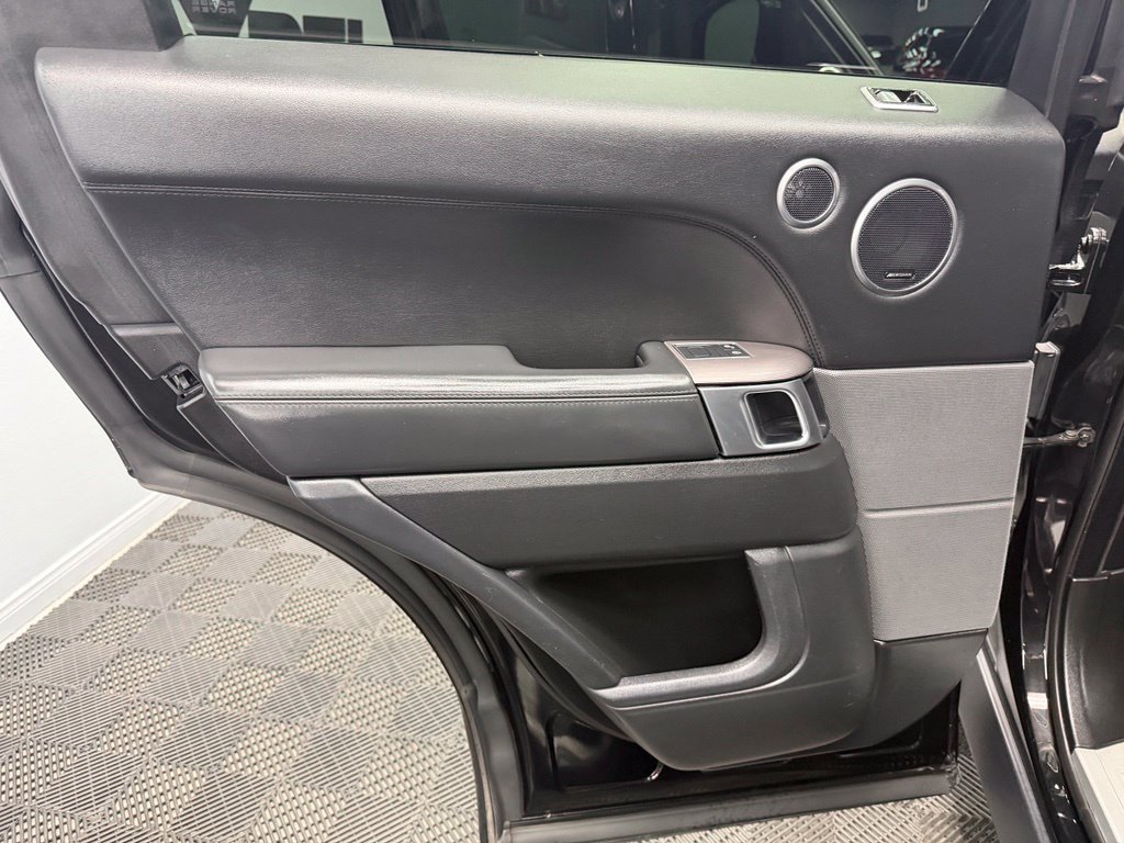 Used 2019 Land Rover Range Rover Sport HSE AWD/4WD image 38
