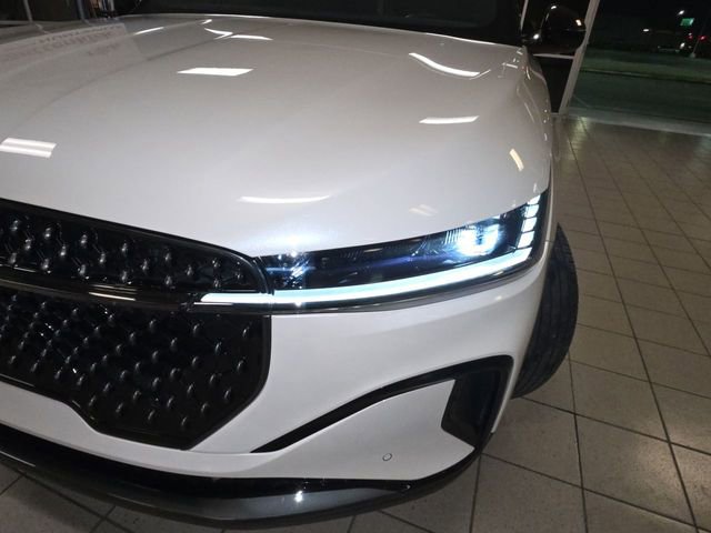 Used 2024 Lincoln Nautilus Premier w/ Equipment Group 102A image 26