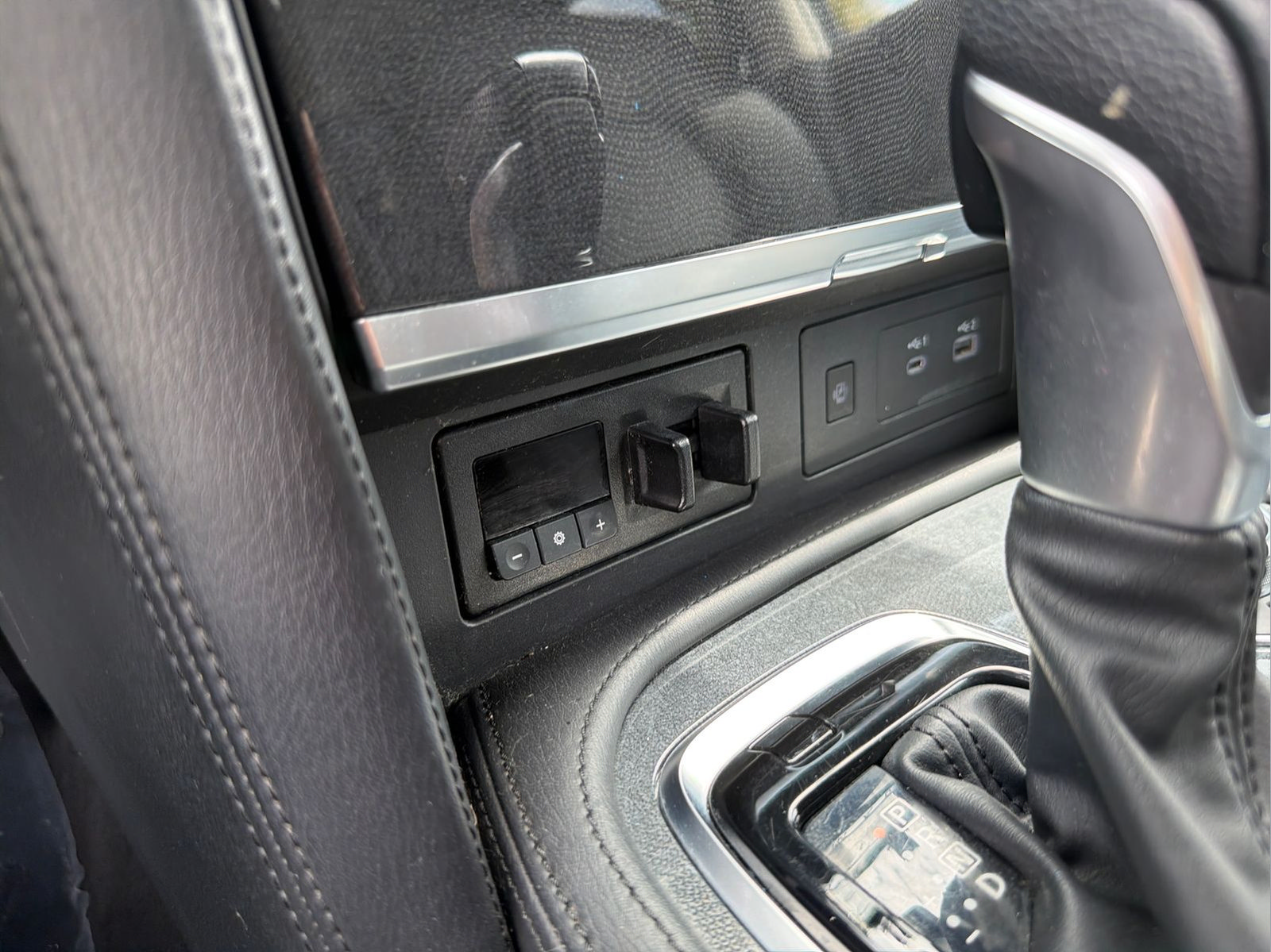 Certified 2024 Nissan Armada SV AWD/4WD image 23