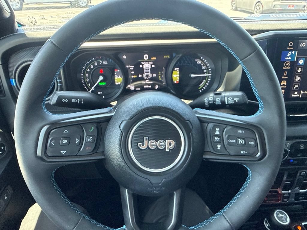 Used 2024 Jeep Wrangler Unlimited Rubicon 4xe AWD/4WD image 19