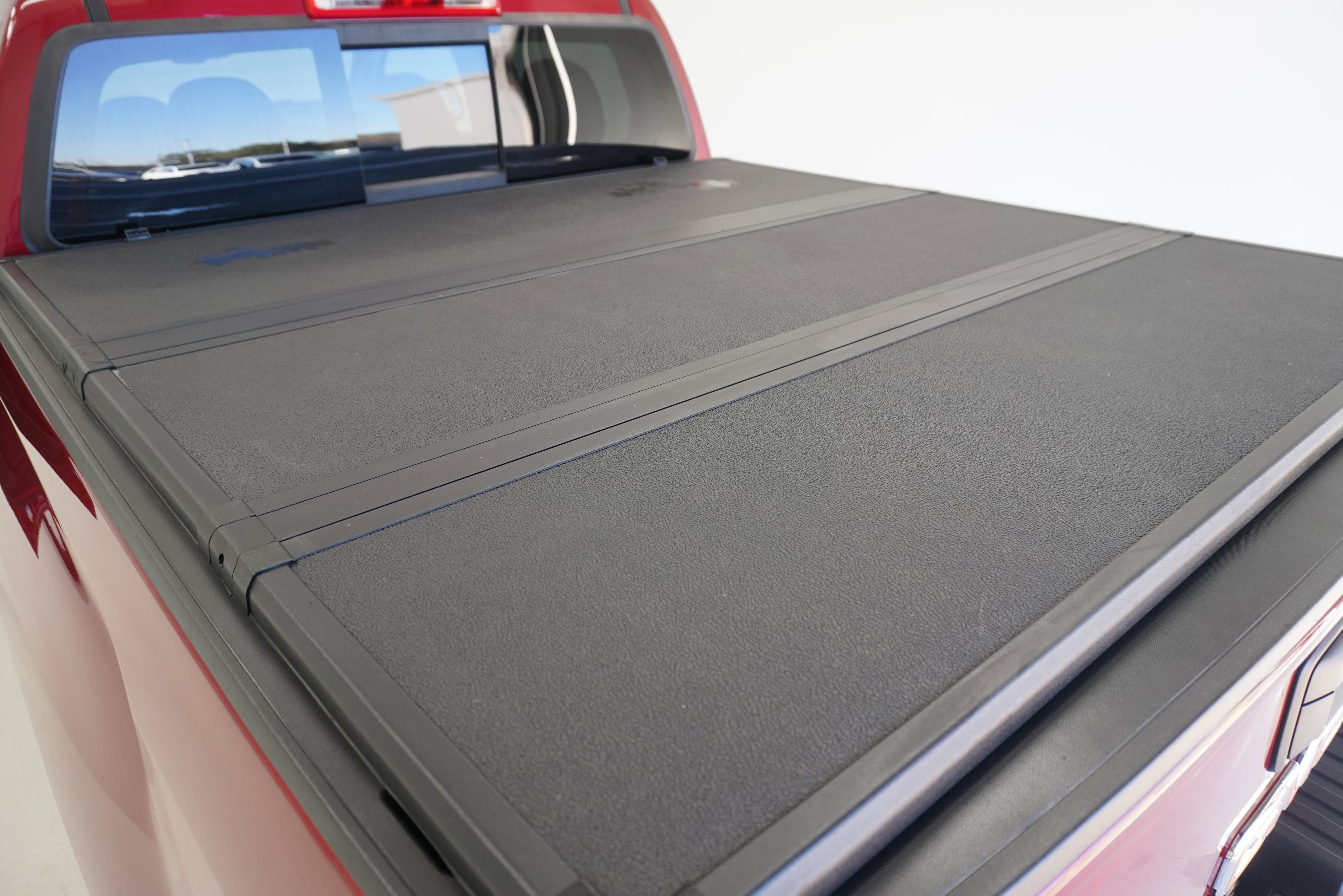 Used 2017 GMC Canyon Denali image 7