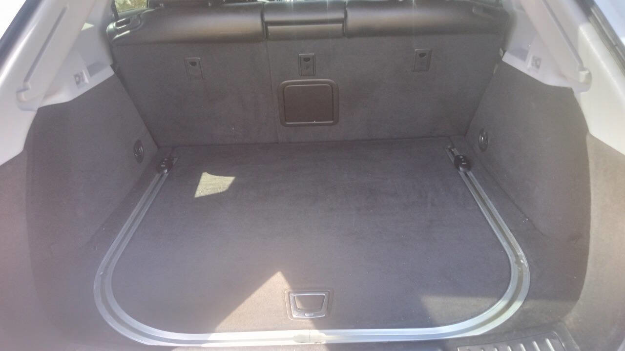 Used 2015 Cadillac SRX Luxury image 22