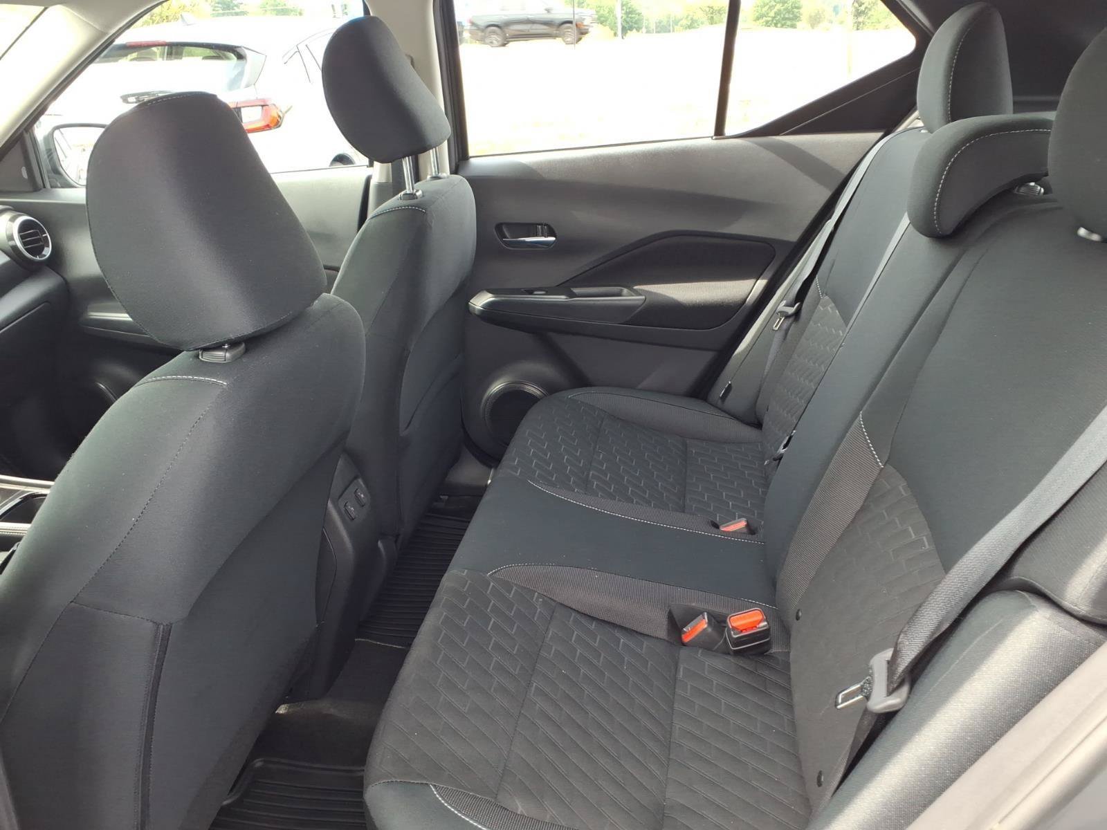 Used 2024 Nissan Kicks SV w/ Exterior Package FWD image 24