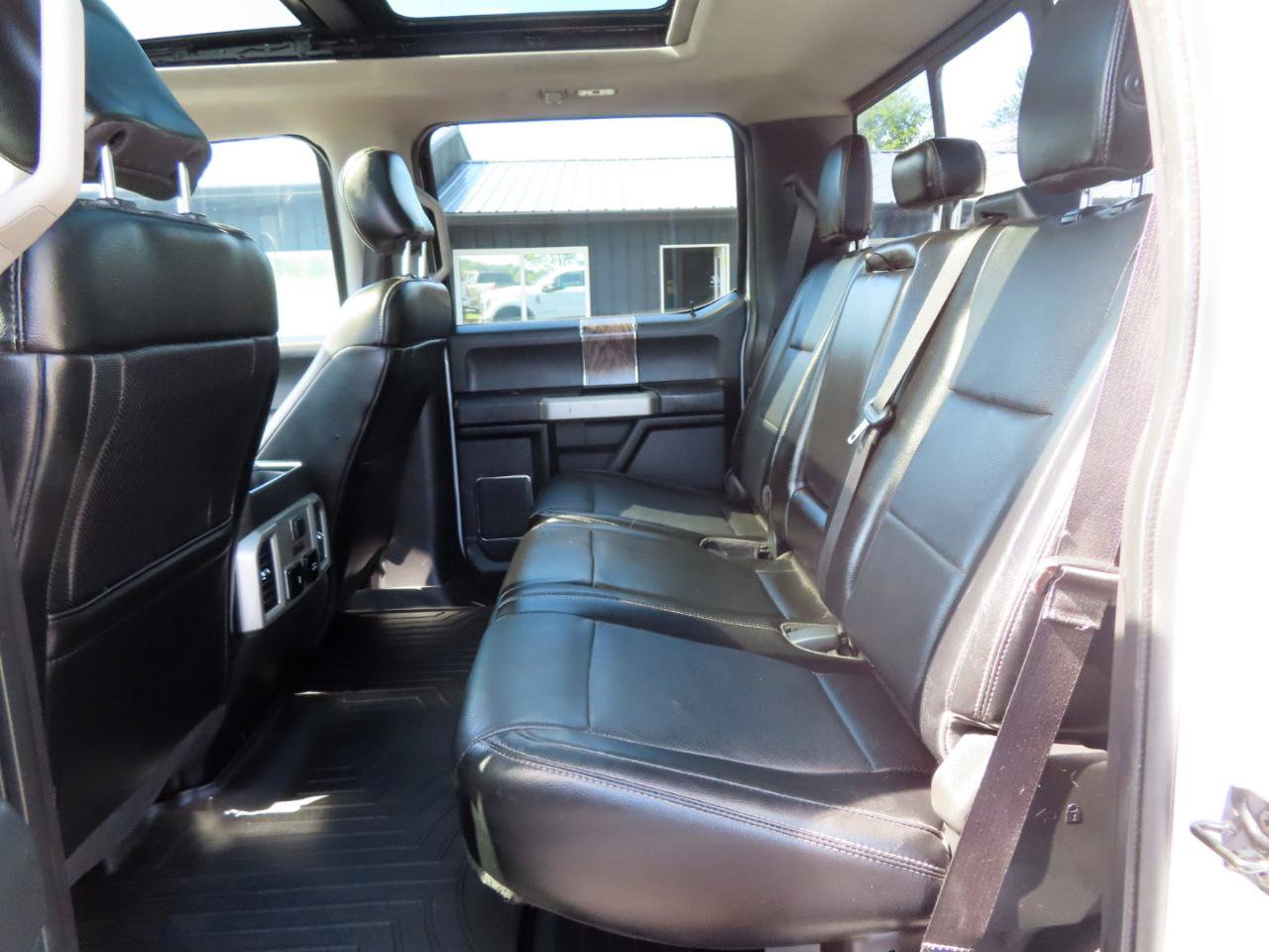 Used 2018 Ford F250 Lariat w/ Lariat Ultimate Package AWD/4WD image 47