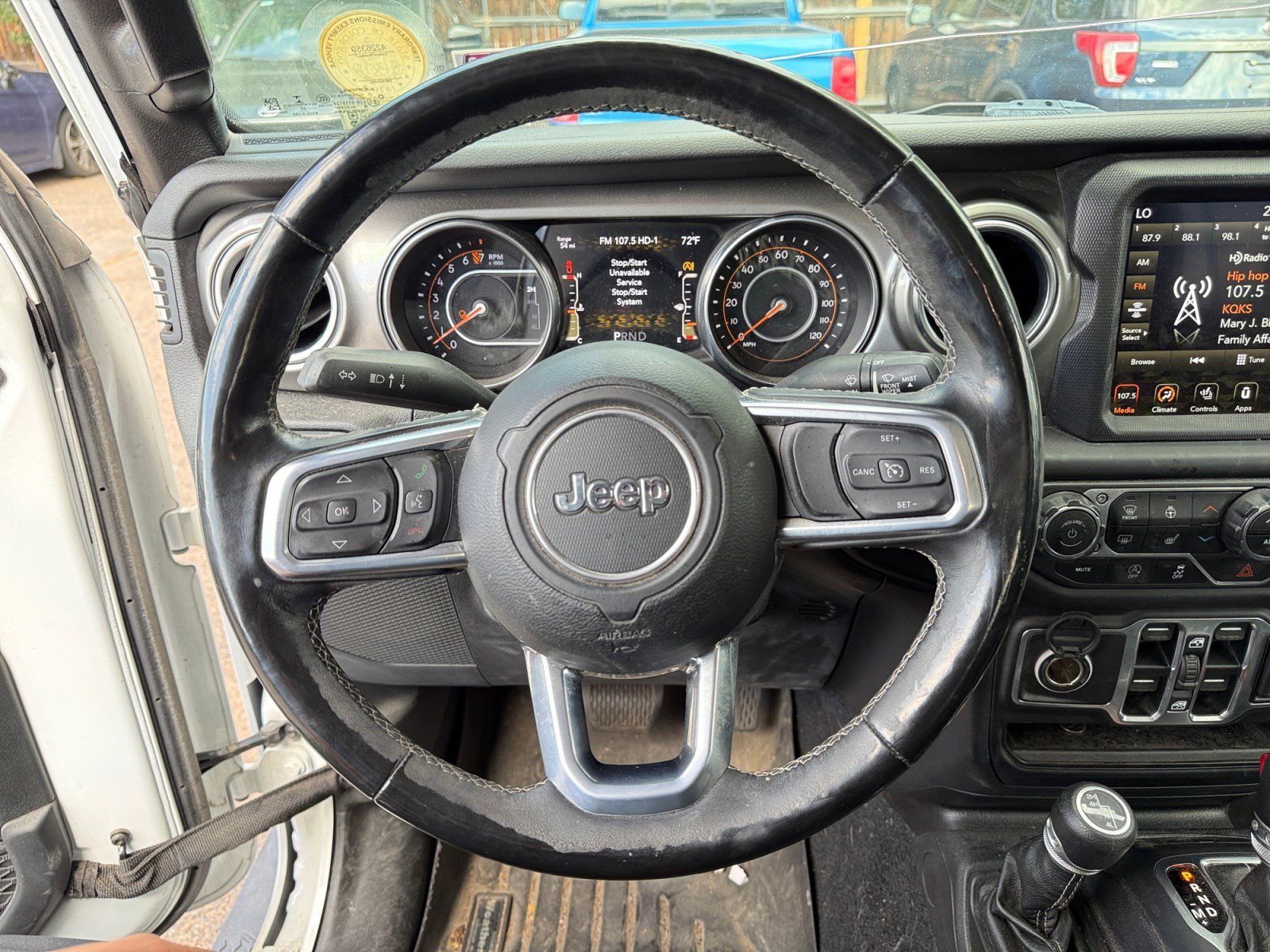 Used 2020 Jeep Gladiator Overland AWD/4WD image 9