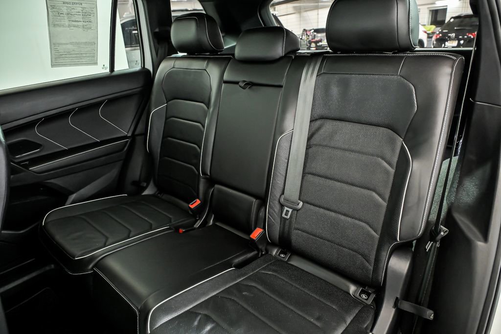 Certified 2024 Volkswagen Tiguan SEL R-Line image 14