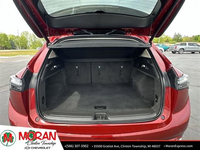 Used 2023 Buick Envision Avenir image 27