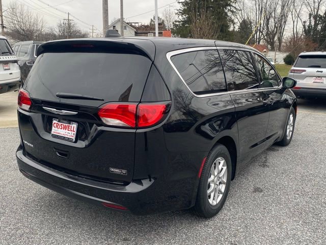 New 2026 Chrysler Voyager LX image 8