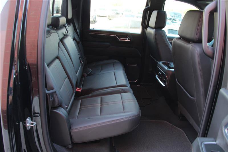 Used 2024 Chevrolet Silverado 2500 High Country w/ High Country Premium Package image 24