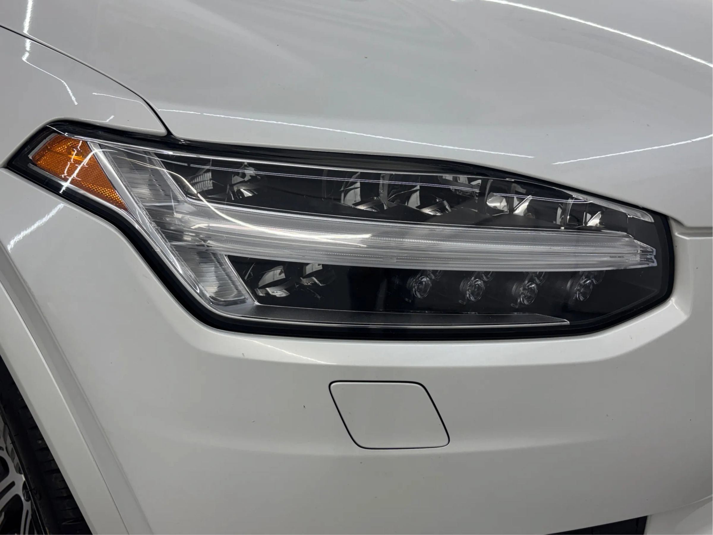 Used 2022 Volvo XC90 T6 Inscription w/ Protection Package Premier AWD/4WD image 32