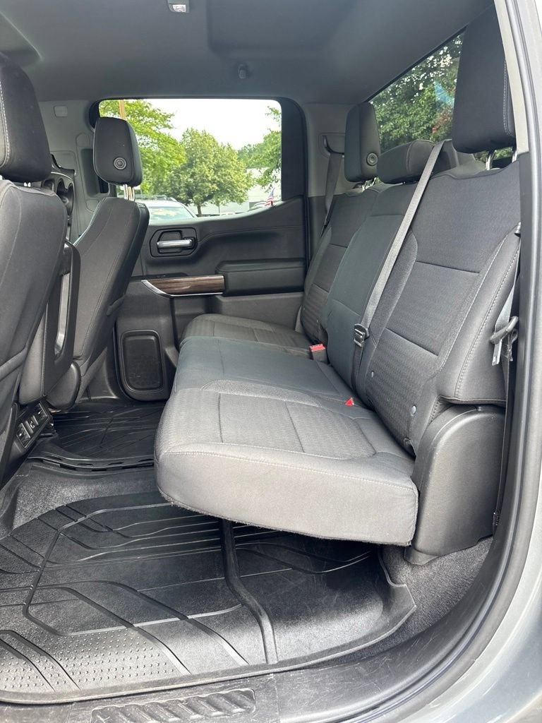 Used 2020 Chevrolet Silverado 1500 RST w/ RST Value Package AWD/4WD image 30