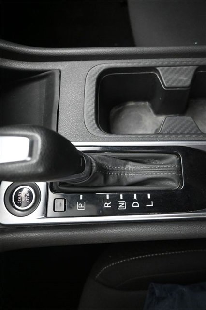 Used 2025 Nissan Sentra SV image 16