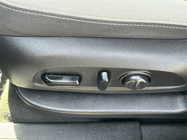 Used 2019 Chevrolet Equinox LT image 52