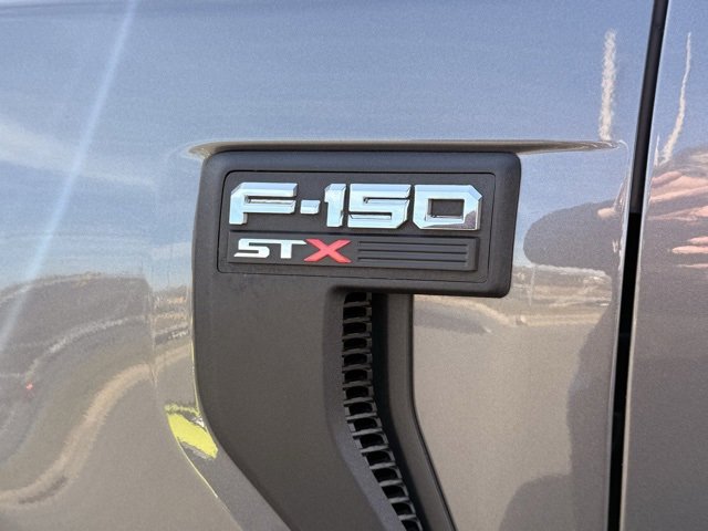 Used 2022 Ford F150 XL w/ STX Appearance Package image 10