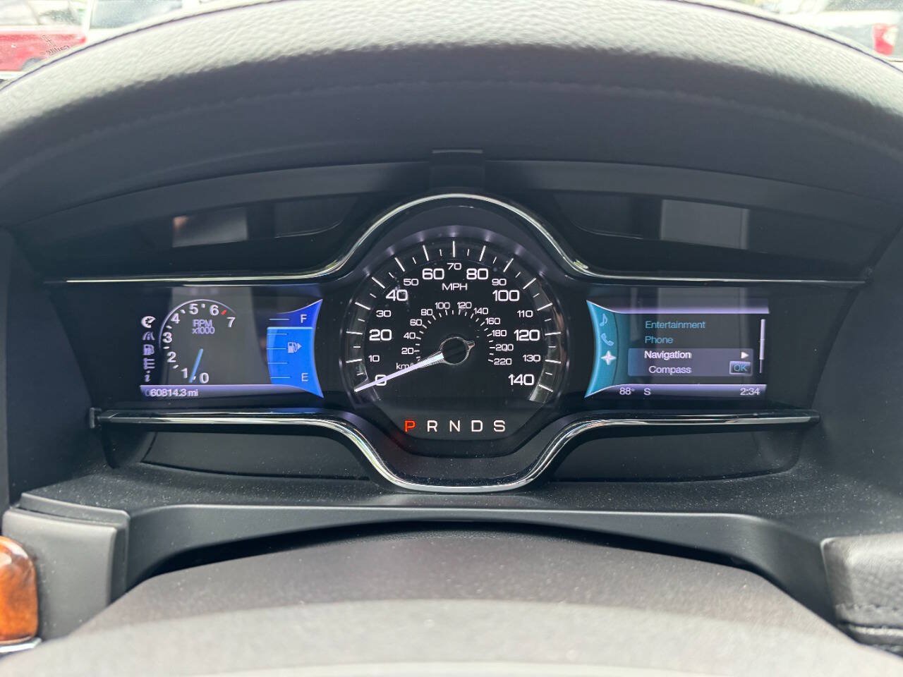 Used 2013 Lincoln MKS FWD image 24