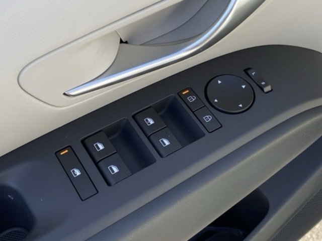 New 2025 Hyundai Tucson SE image 14