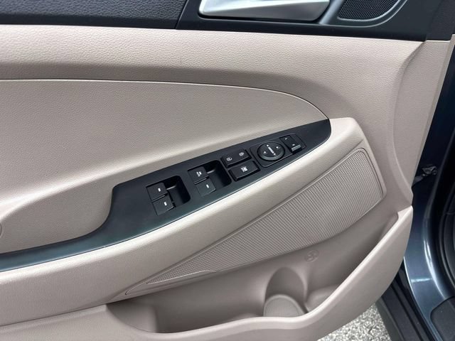 Used 2020 Hyundai Tucson Value AWD/4WD image 16