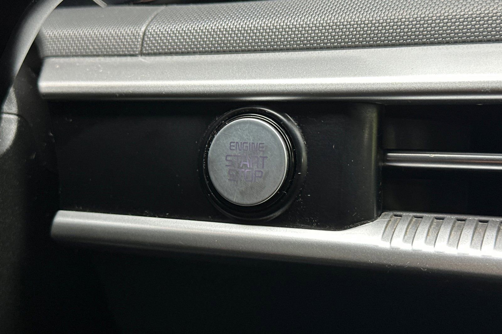 Used 2022 Kia K5 GT-Line AWD/4WD image 22