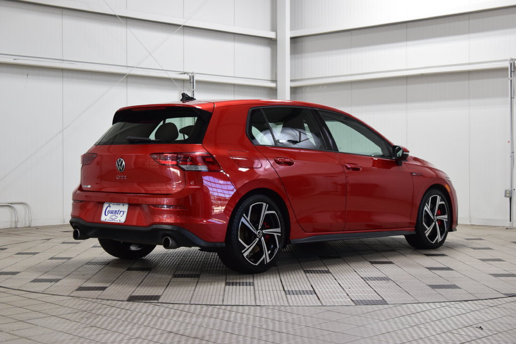 Used 2024 Volkswagen GTI SE FWD image 8