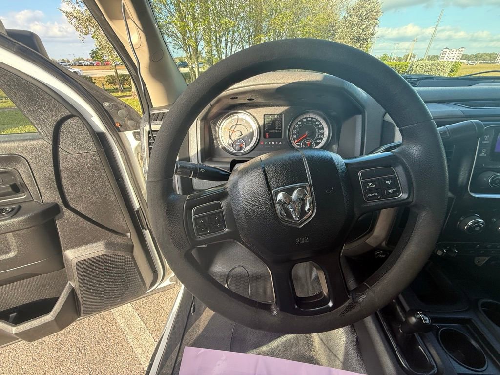 Used 2017 RAM 5500 Tradesman w/ Chrome Appearance Group image 21